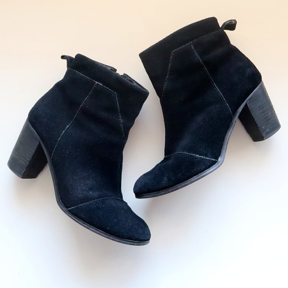 TOMS Black Suede Stacked Block Heel Ankle Boots / Booties Size 7